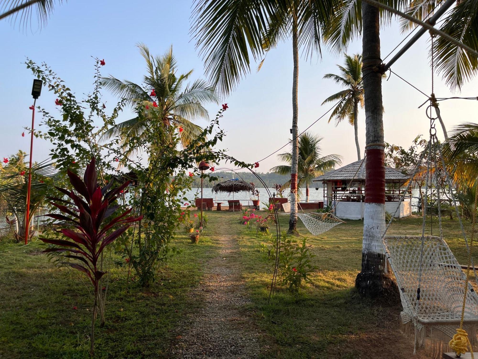 Lake Homes Varkala Exterior foto